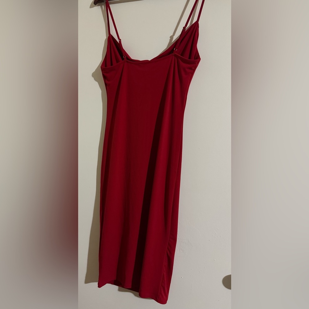 Dress - Picture 2 of 4